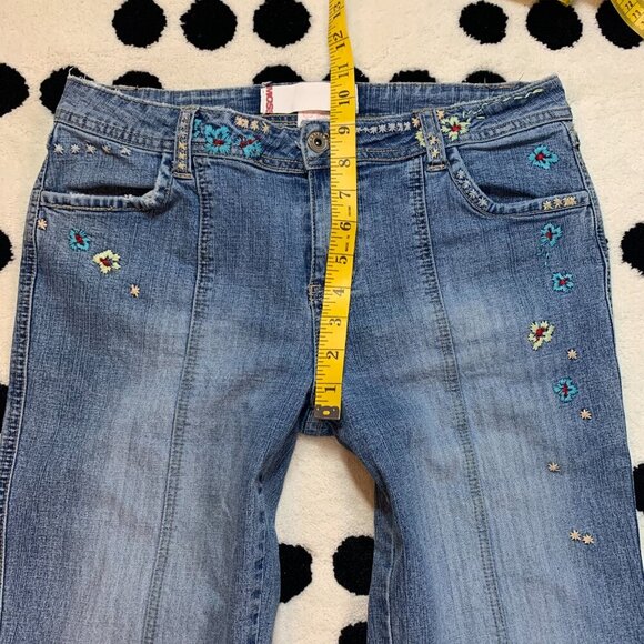 Vintage Y2K Embroidered Light Wash Denim Low Rise Straight Leg Jeans - Picture 9 of 12